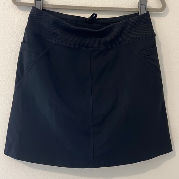 Athleta golf/tennis skirt - Picture 3 of 9